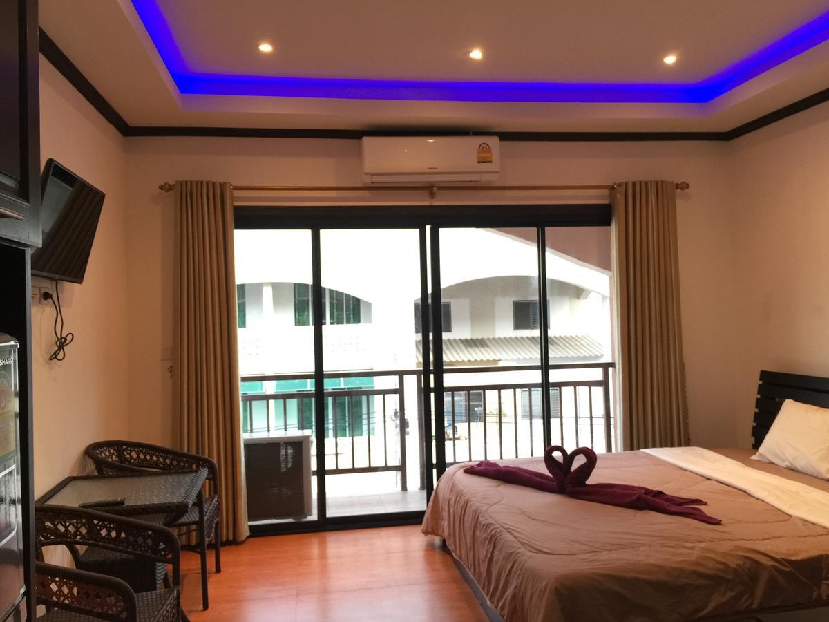 K&J Apartment Ban Nong Tabaek Esterno foto