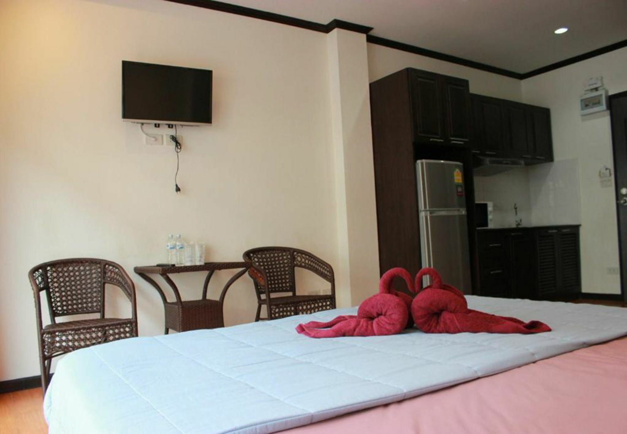 K&J Apartment Ban Nong Tabaek Esterno foto