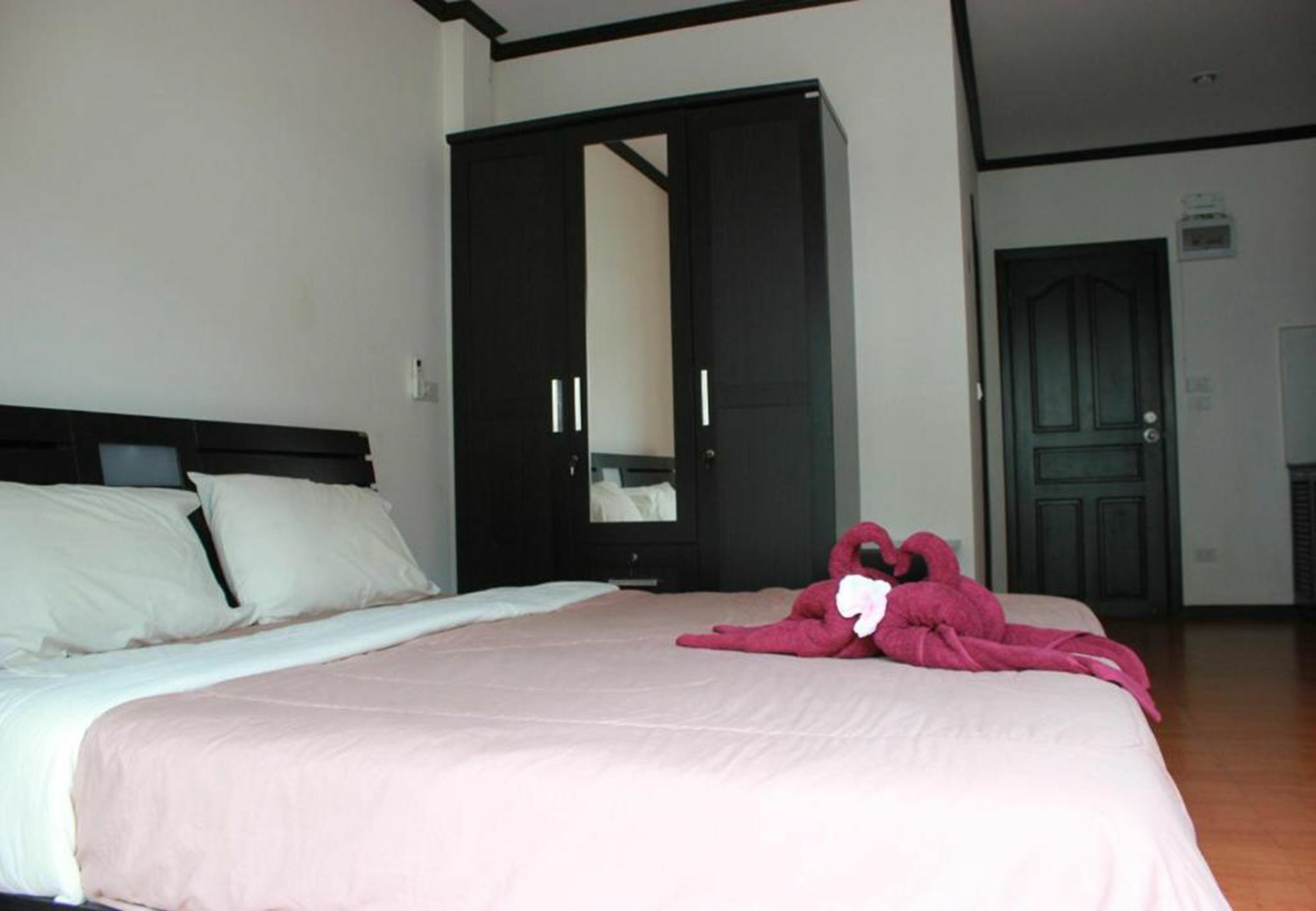 K&J Apartment Ban Nong Tabaek Esterno foto