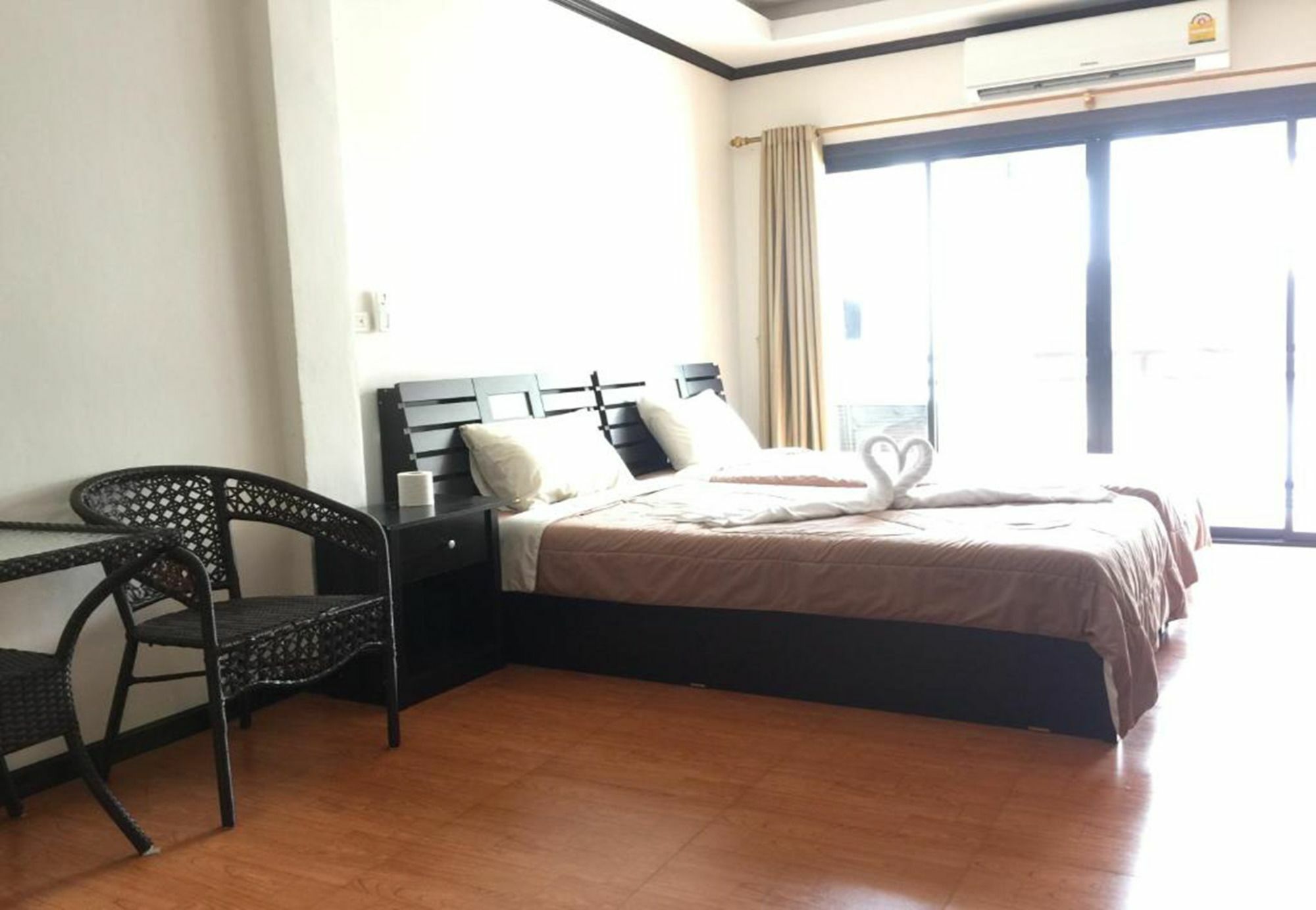 K&J Apartment Ban Nong Tabaek Esterno foto
