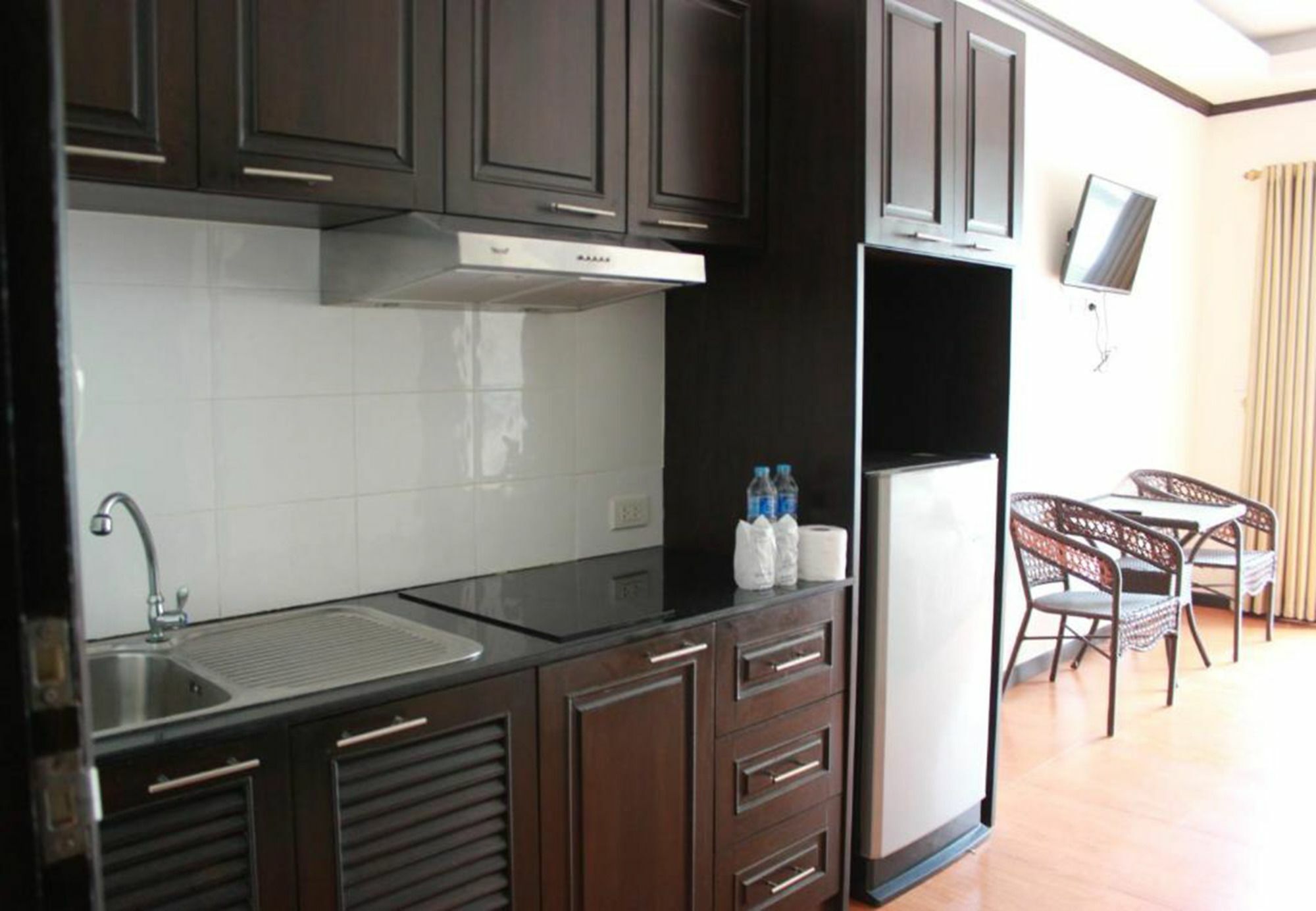 K&J Apartment Ban Nong Tabaek Esterno foto