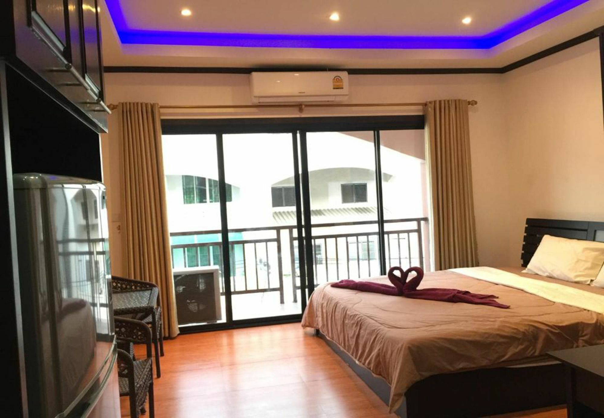 K&J Apartment Ban Nong Tabaek Esterno foto
